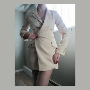 Babaton Creamy Blazer Dress 00